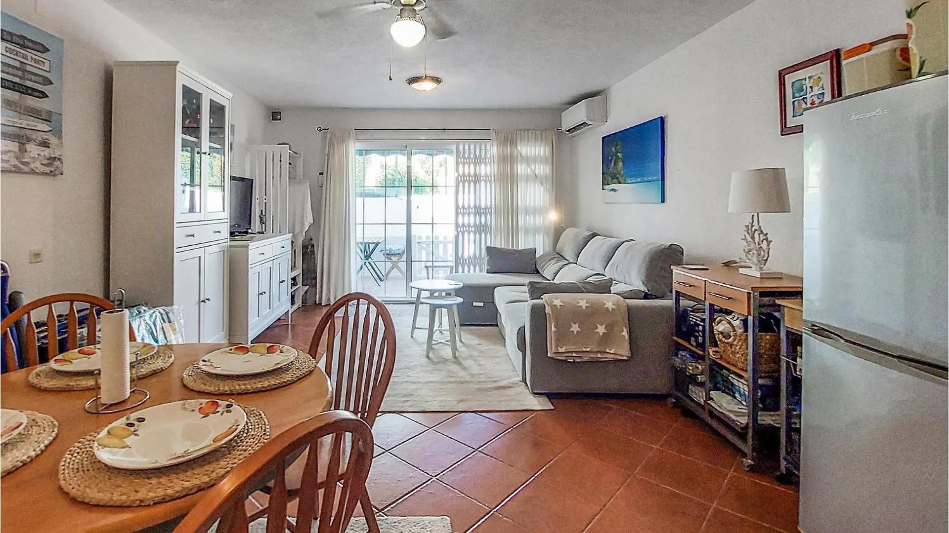 Beautiful Home In Malaga With Wifi Castillo de Sabinillas Nyaraló