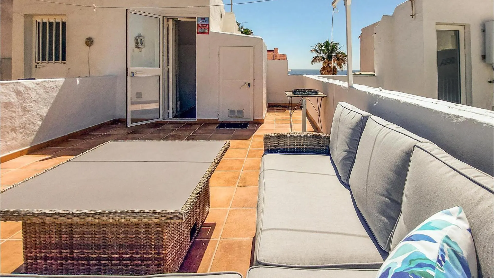 Beautiful Home In Malaga With Wifi Castillo de Sabinillas