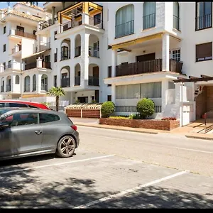  Apartamento Personal Y Coqueto En Primerísima Línea De Playa, En La Costa Del Sol. Puerto De La Duquesa